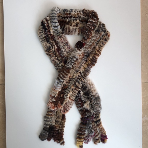 Multi-Color Fur Scarf w/ Tassels - Picture 3 of 4